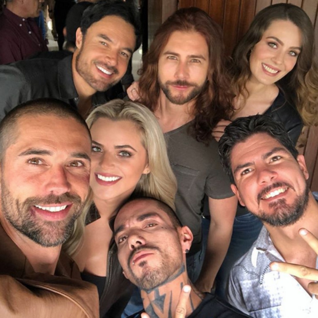 El elenco de El Señor de los Cielos se despide de la serie E! Online Latino VE El elenco de El Señor de los Cielos se despide de la serie E! Online Latino VE
